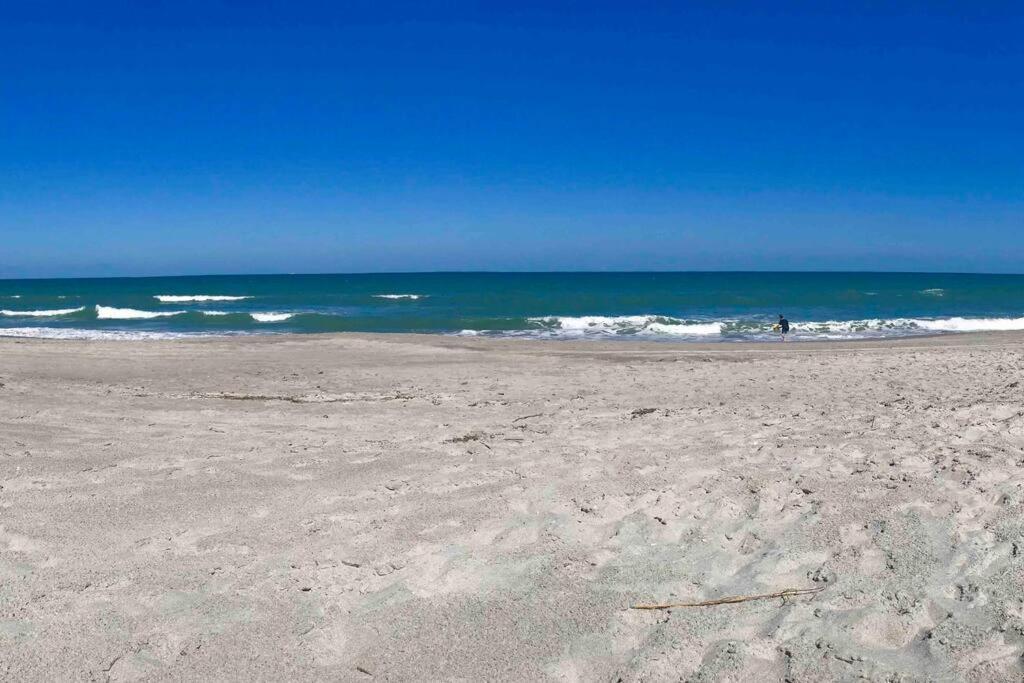 Sparkling 2Bed 1Bath Beach Home - Unit 214 Cocoa Beach Exterior foto