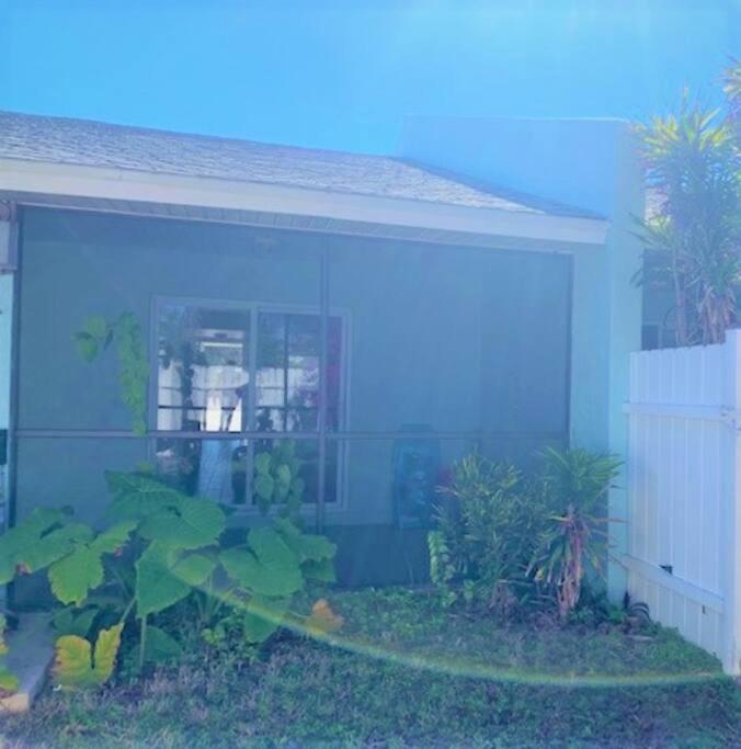 Sparkling 2Bed 1Bath Beach Home - Unit 214 Cocoa Beach Exterior foto