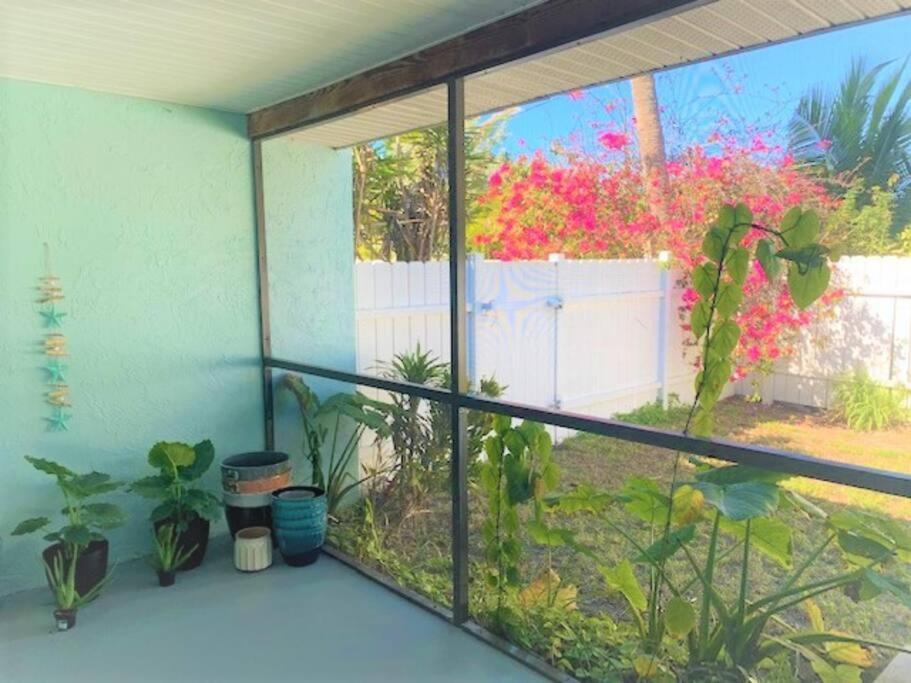 Sparkling 2Bed 1Bath Beach Home - Unit 214 Cocoa Beach Exterior foto